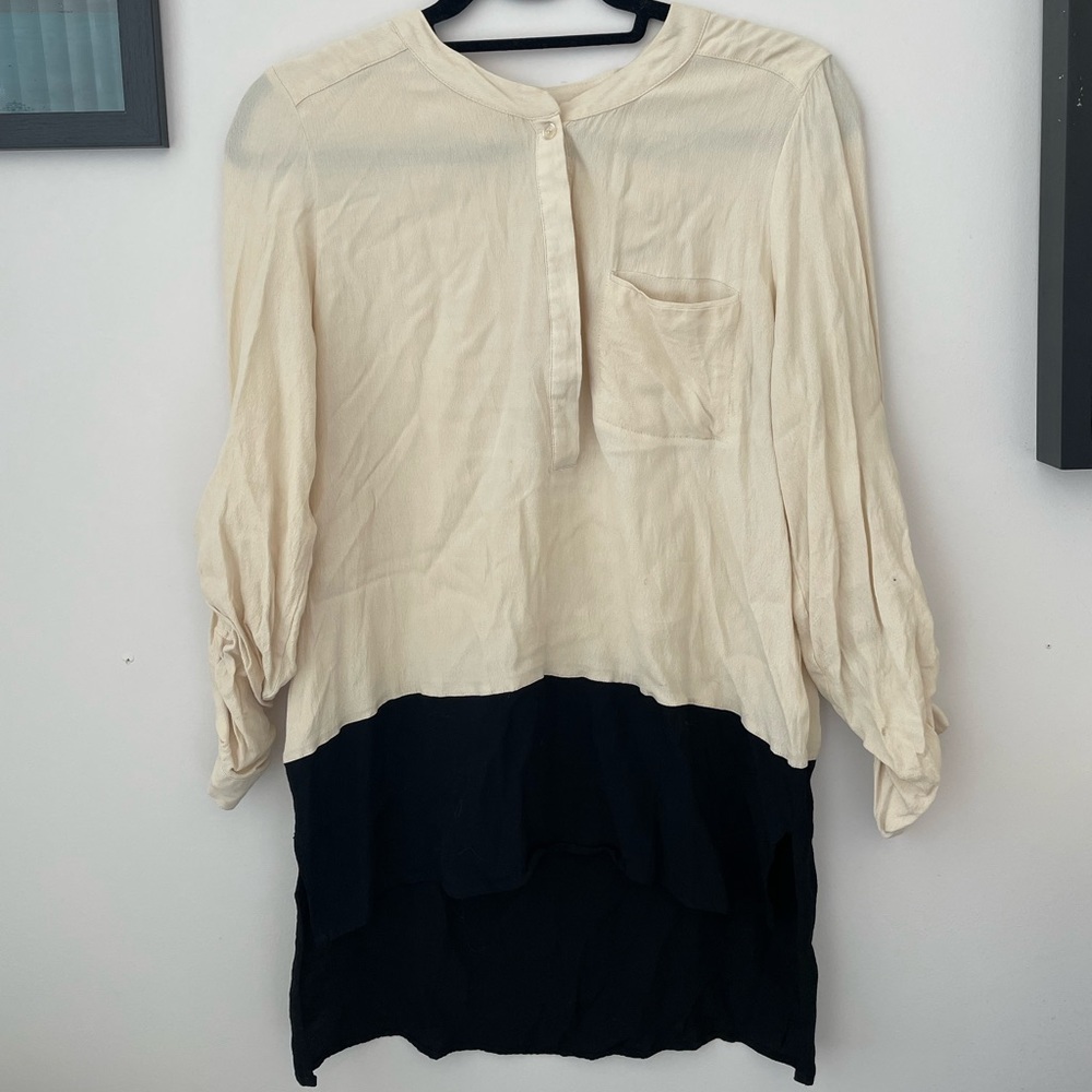 Lightweight dress shirt